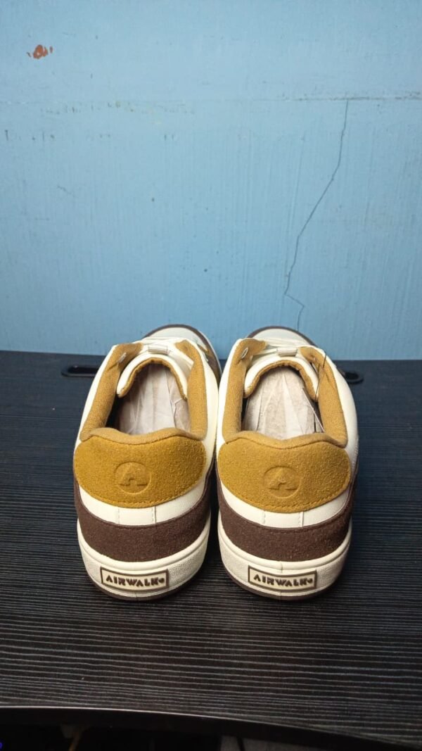 Airwalk - Image 4