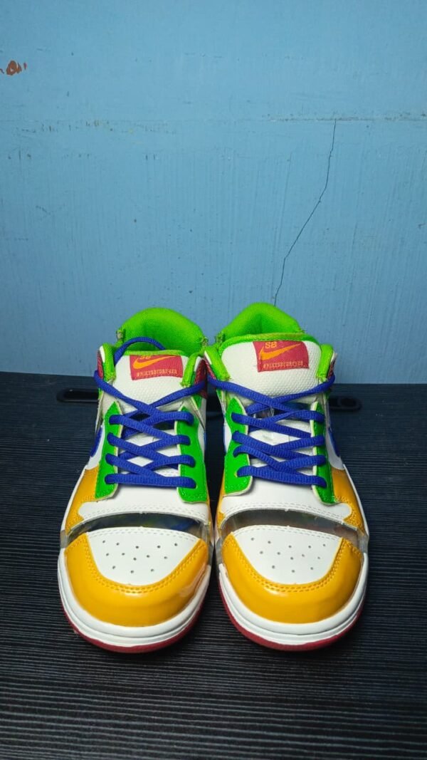 NIke - Image 3